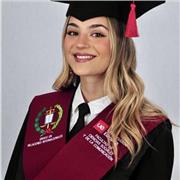 Titulada en Relaciones Internacionales con ganas de dar clases a estudiantes de primaria